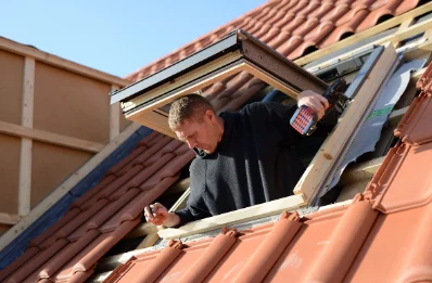 Pose de fenêtres de toit Velux à Moissey